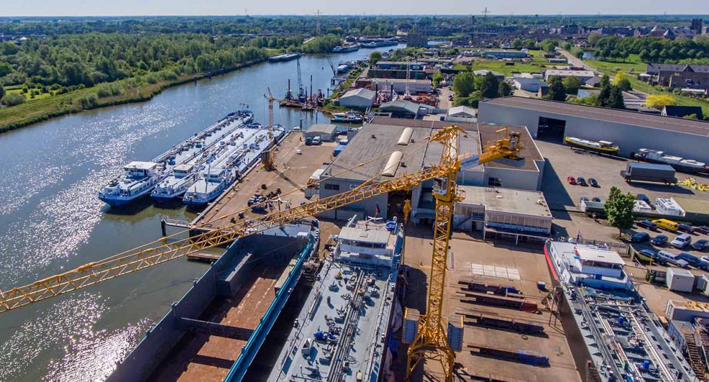 Nieuwenhuijs scheepsbouw overzichtsfoto